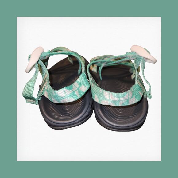 Chaco Women's Sandals – Size 7 – Adventure-Ready & Comfortable! - Picture 3 of 9